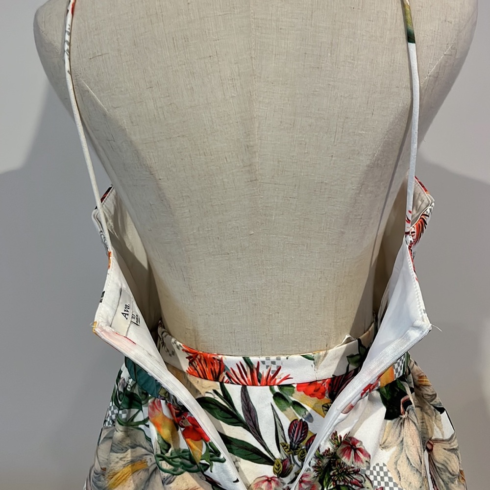 Ava 2 piece shorts suit - Picture 8 of 13